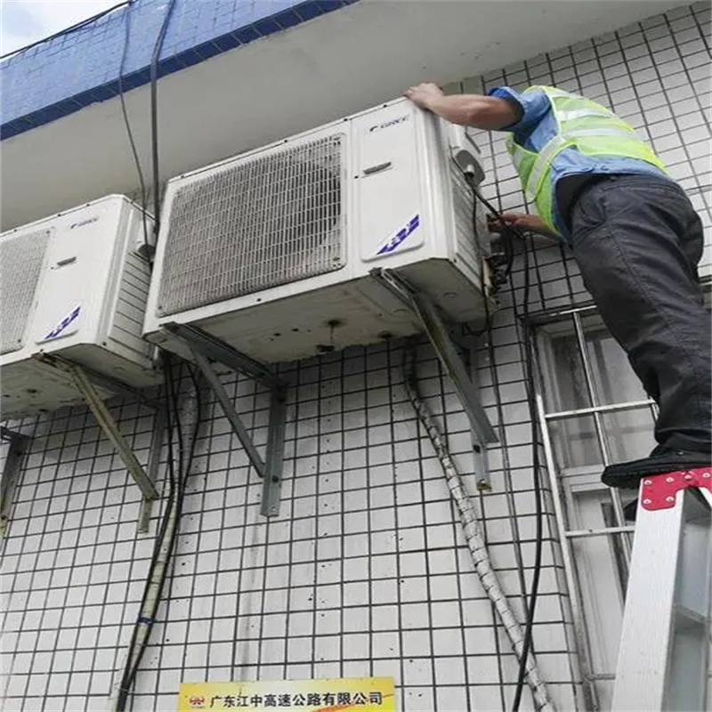 深圳龙岗中心城安装空调去哪里找师傅